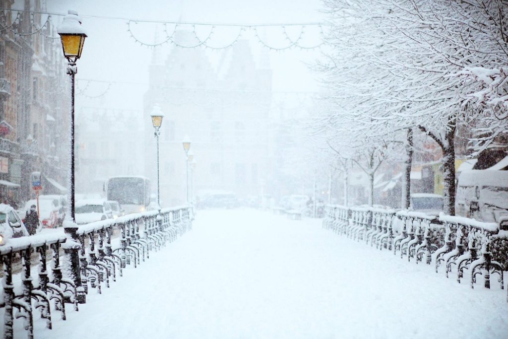 Three Easy Tricks For Wearing Winter White